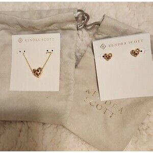 KENDRA SCOTT HOLLAND EARRING AND NECKLACE SET NWT